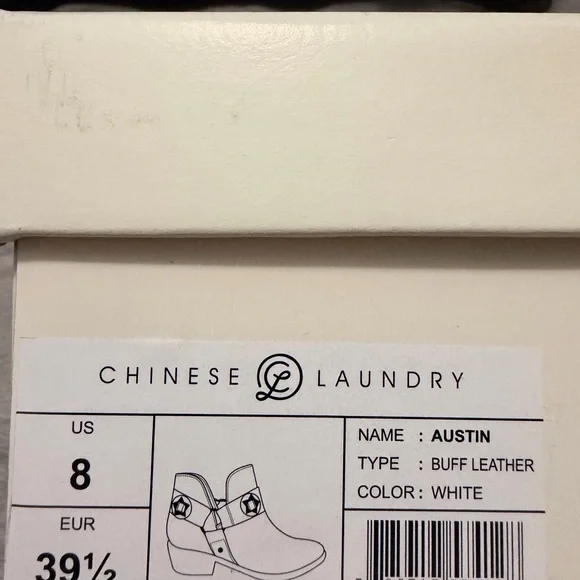 Chinese Laundry Austin White Buff Leather Western Ankle Boots Size 8 - Picture 2 of 10